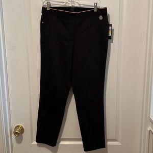 NWT Tommy Hilfiger women’s pants. Size Medium. Color black. Stretch material.